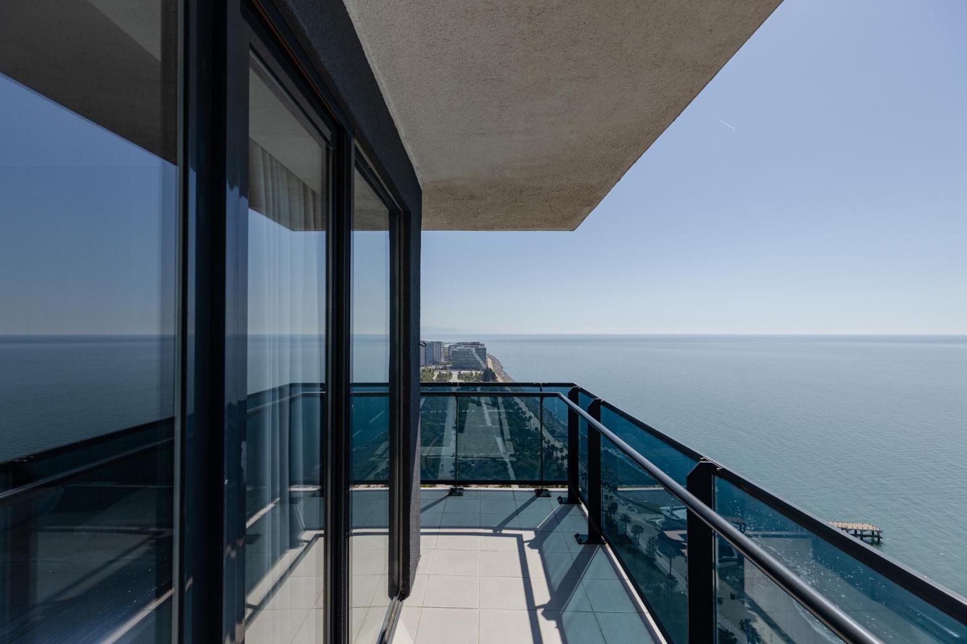 The Spot Apartments - Orbi Beach Tower Batumi Esterno foto