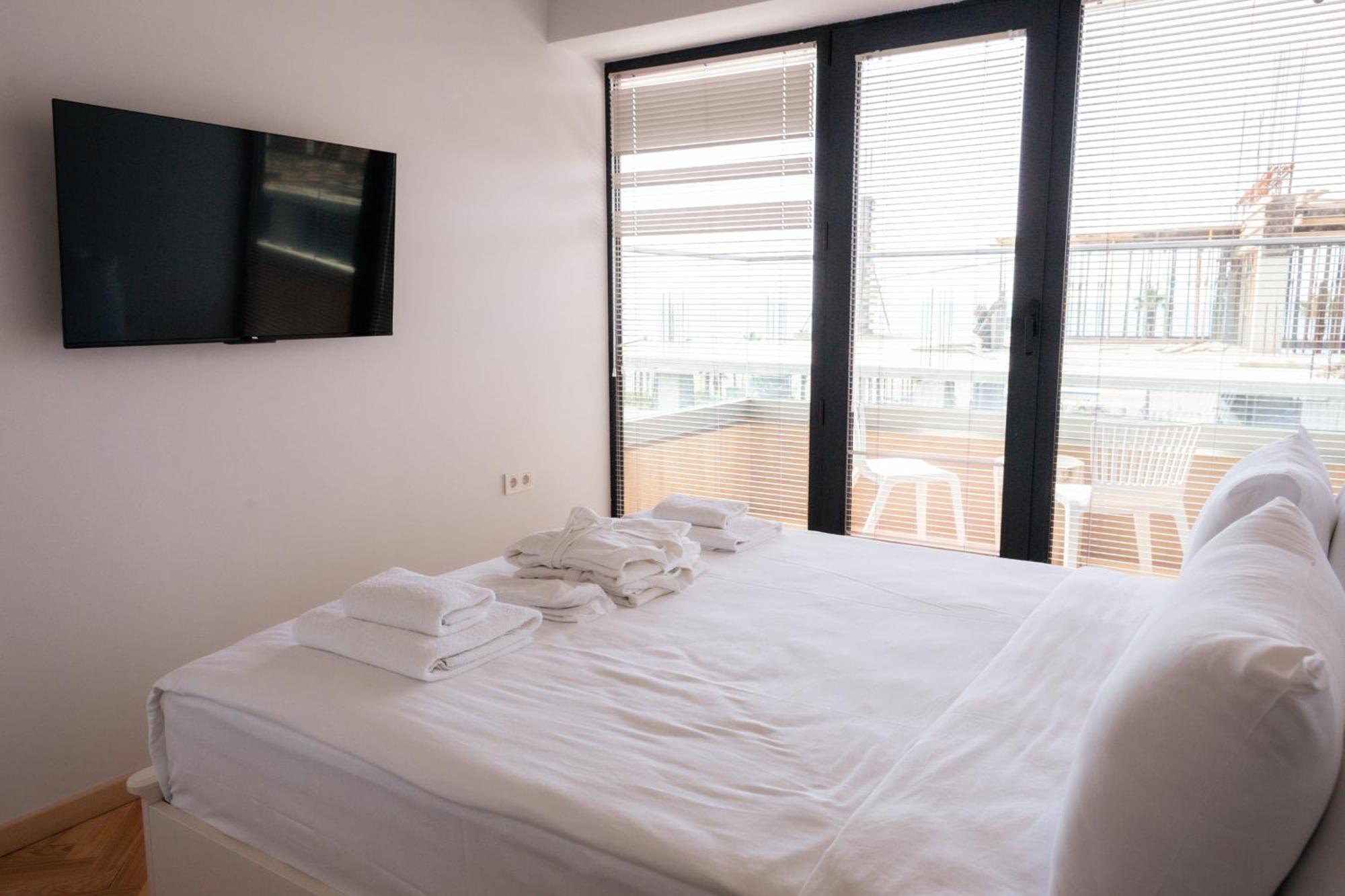 The Spot Apartments - Orbi Beach Tower Batumi Esterno foto