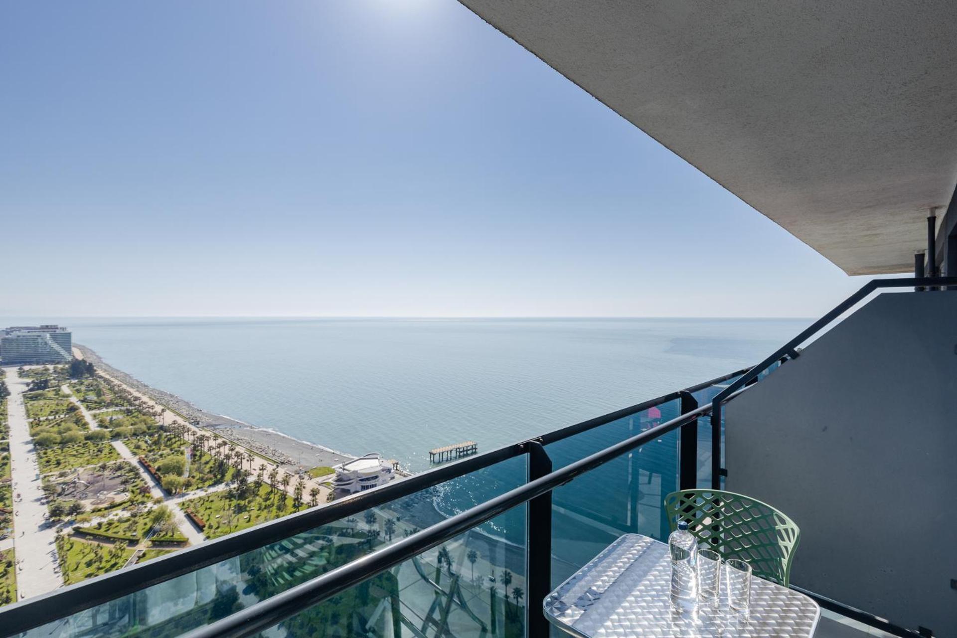 The Spot Apartments - Orbi Beach Tower Batumi Esterno foto